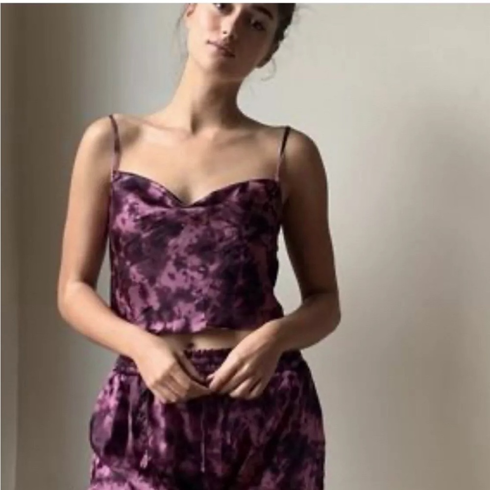 Urban Outfitters 90s Y2K style Purple Tie-Dye Cowl Neck Cami Top in Size Medium